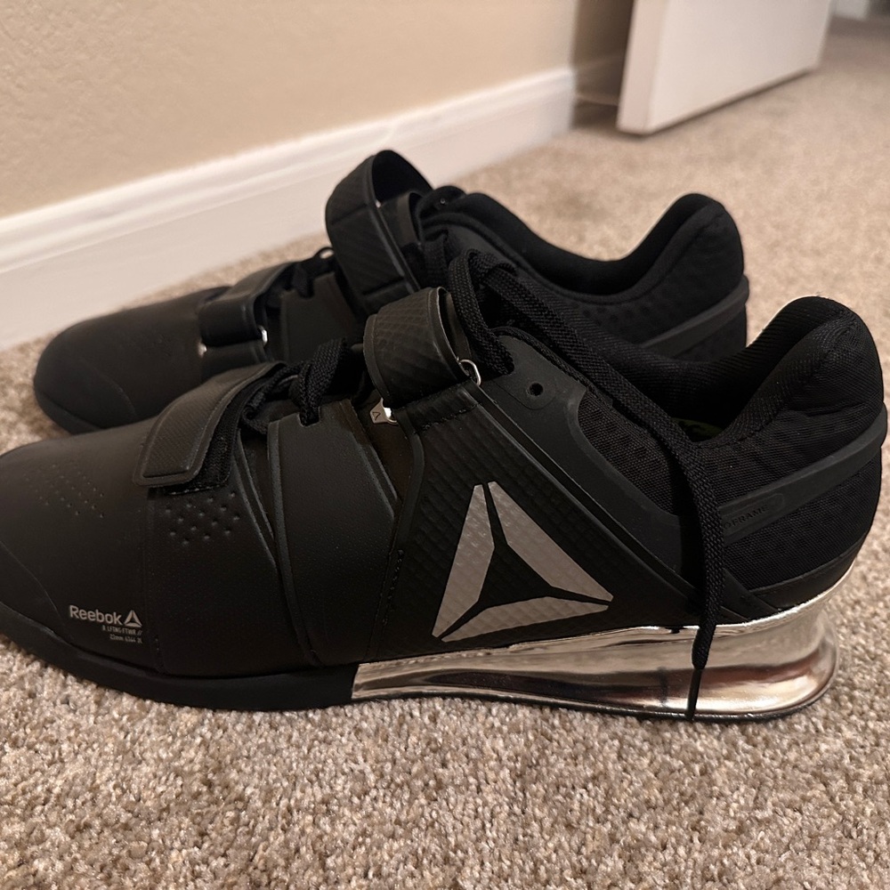 Reebok weightlifting shoes